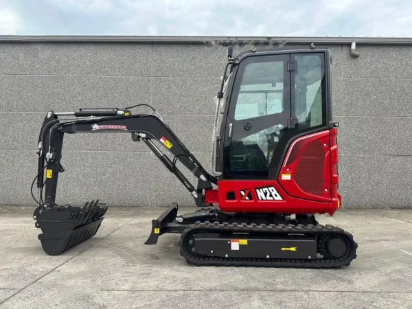 Mini-pelle Rhinoceros XN28 (2024) – 3 Godets inclus