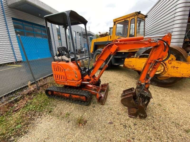 Mini-pelle IHI 15NX (2004) – Occasion