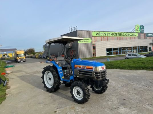 Micro-tracteur Iseki SIAL 243 – 24 CV – 4RM – Remanufacturé