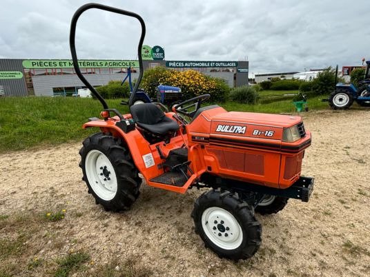 Micro-tracteur Kubota B1-16 – 16 CV – 4RM – Remanufacturé