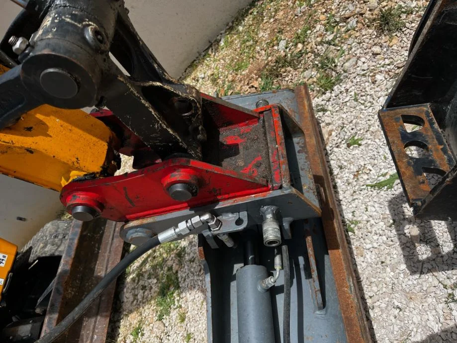 Mini-pelle JCB 35Z-1 – 2021 – 790 h – Garantie 12 mois – Image 10