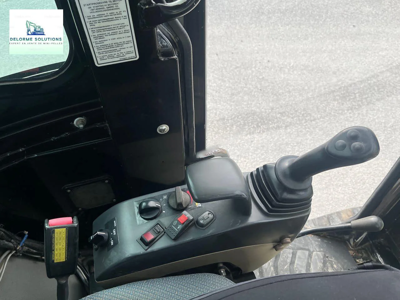 Mini-pelle Caterpillar 304 CR (2003) – Rototilt + 3 Godets inclus – Image 10