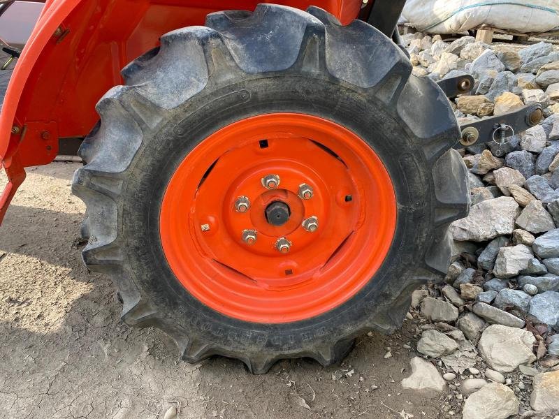 Micro-tracteur Kubota B1710 – 14,5 ch – 245 h – Image 11