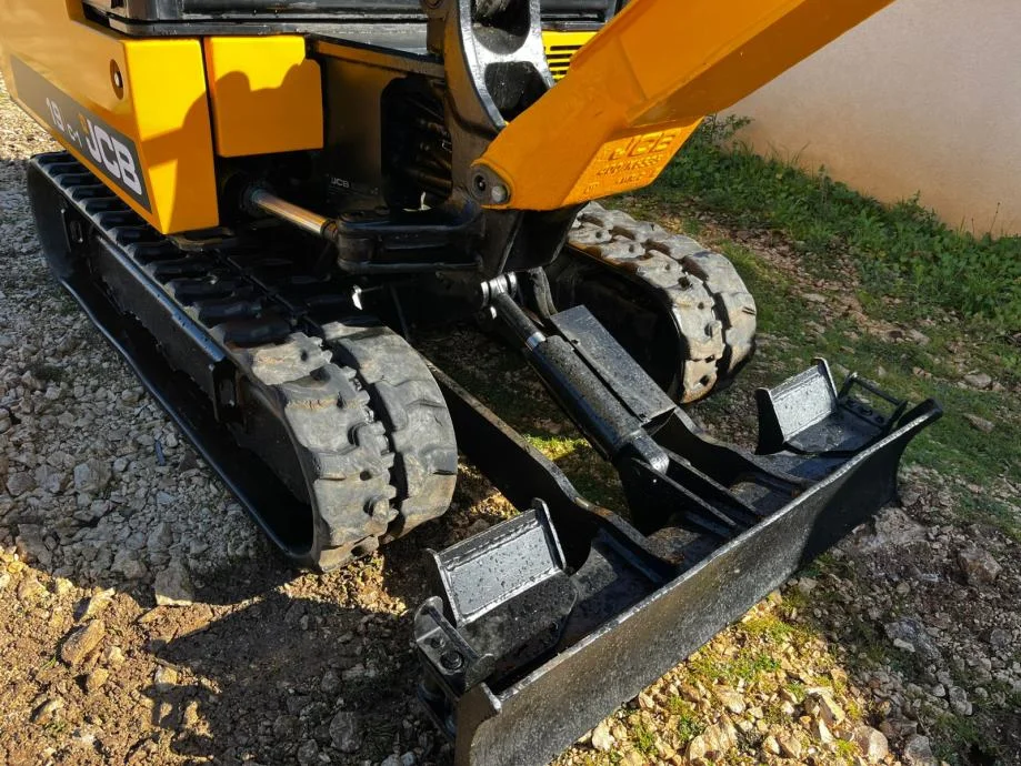 Mini-pelle JCB 19C-1 – 2022 – 1,9 T (785 h) – Garantie constructeur – Image 14