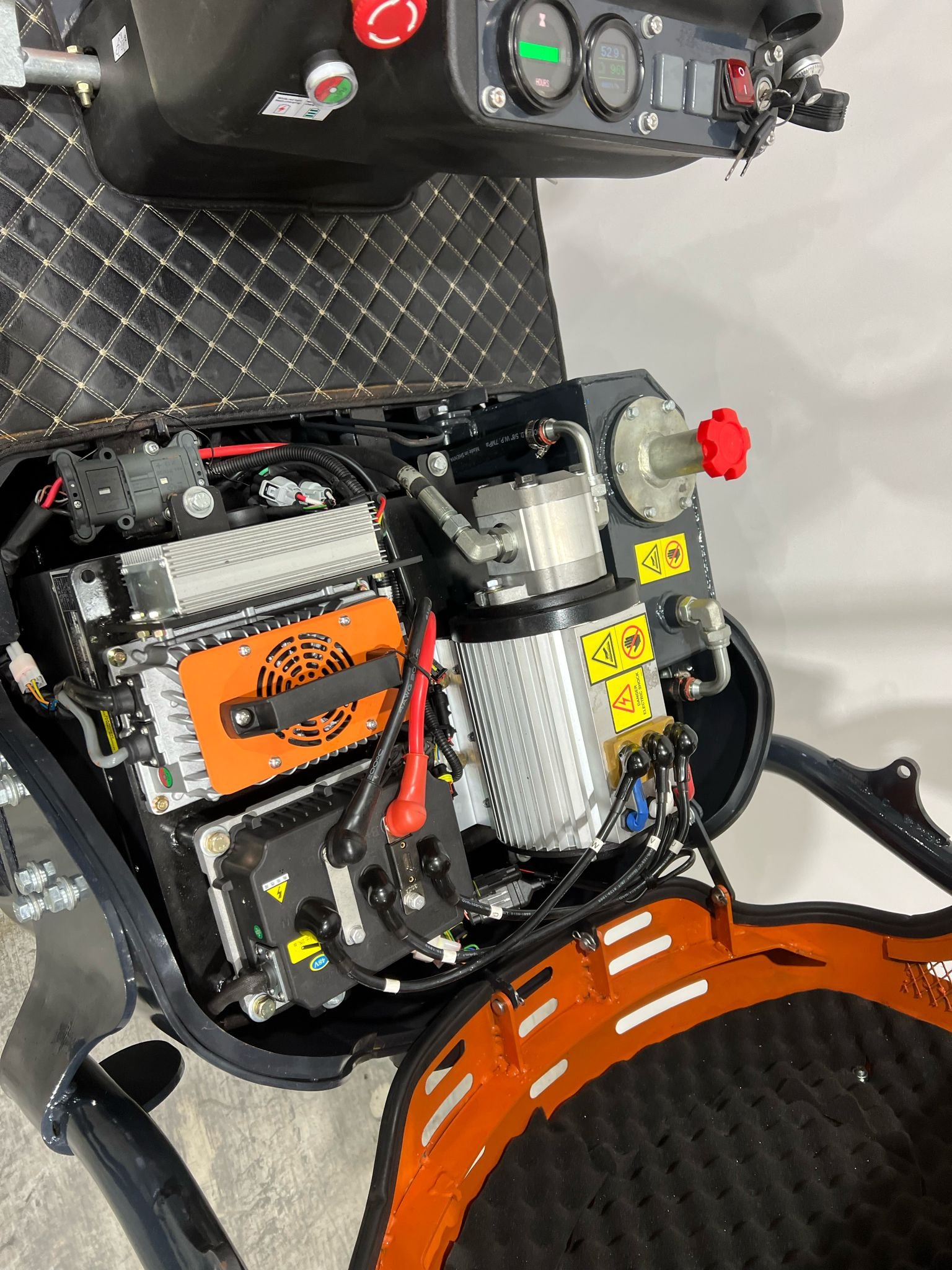 Mini-pelle électrique TD10 E-Excavator – Compacte, propre et silencieuse – Image 13