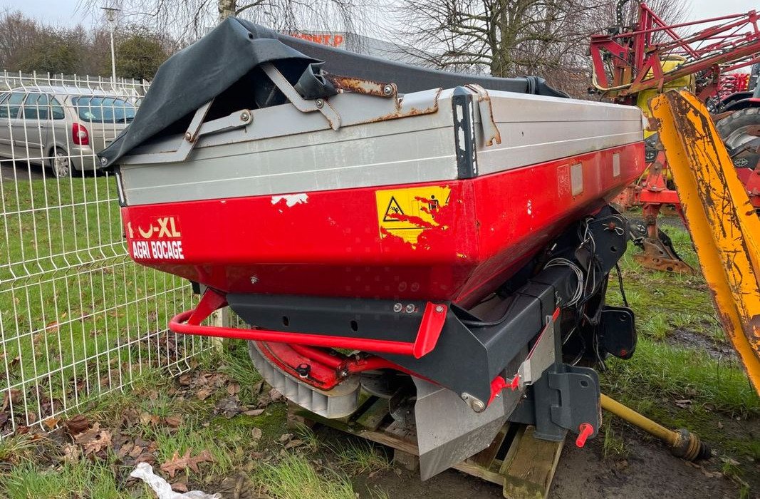 Distributeur d’Engrais Vicon ROTA-FLOW RO-XL – Capacité 1 500 L – Image 2