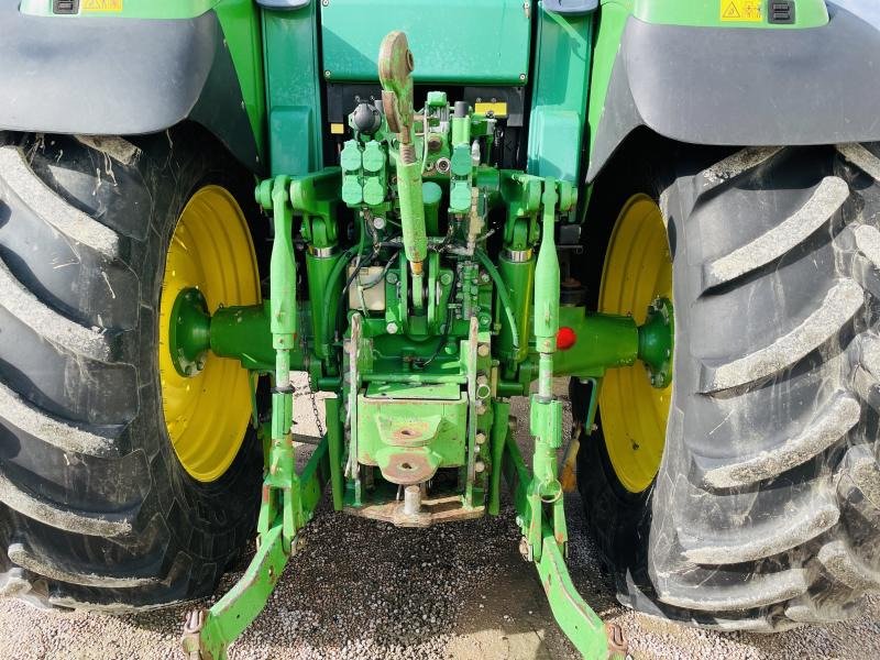 Tracteur John Deere 6820 – 4RM – 2002 – 9 415 h – Image 3