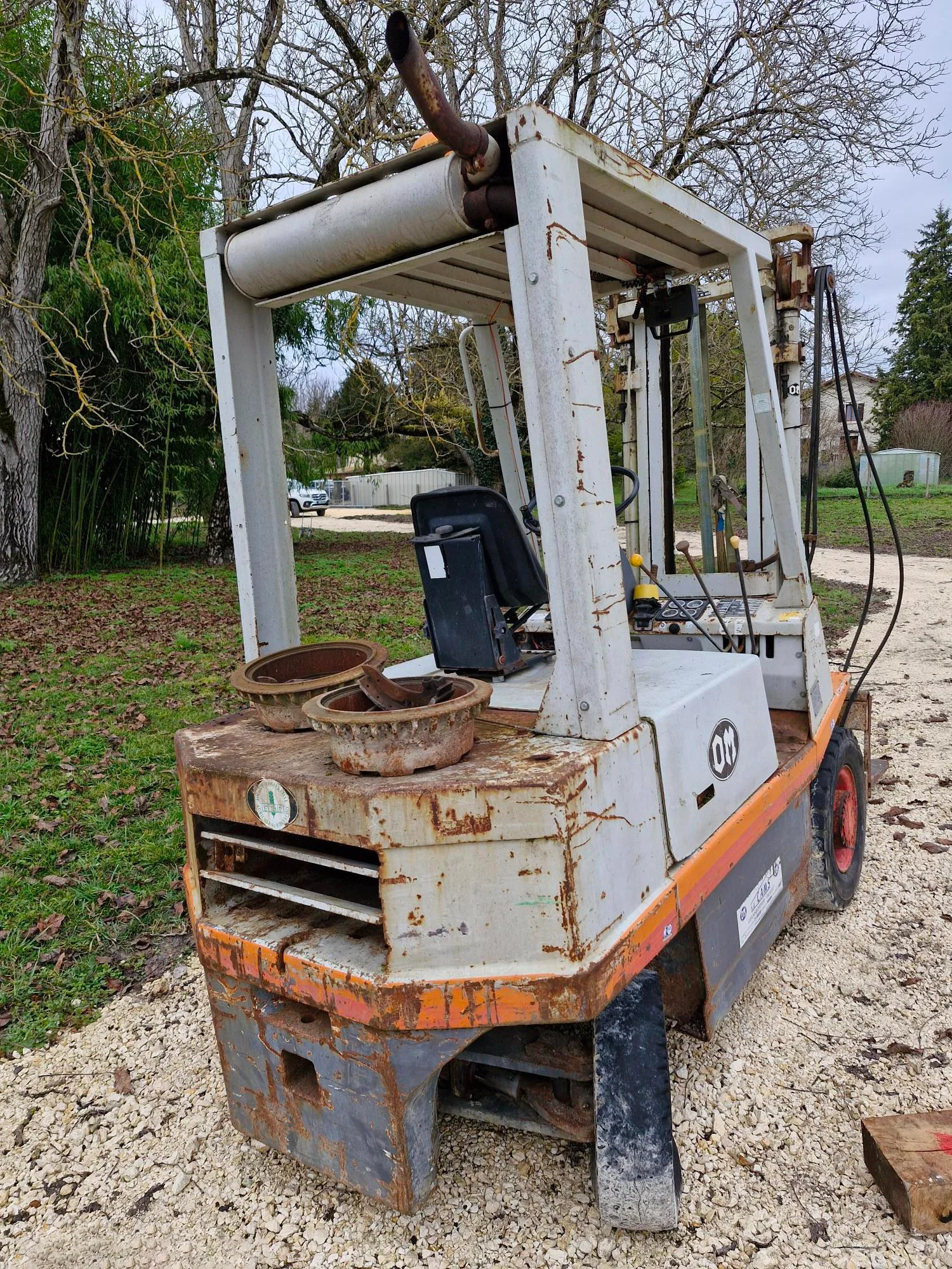 Chariot Élévateur Diesel FIAT OM 25C – 2,5 Tonnes – Image 4