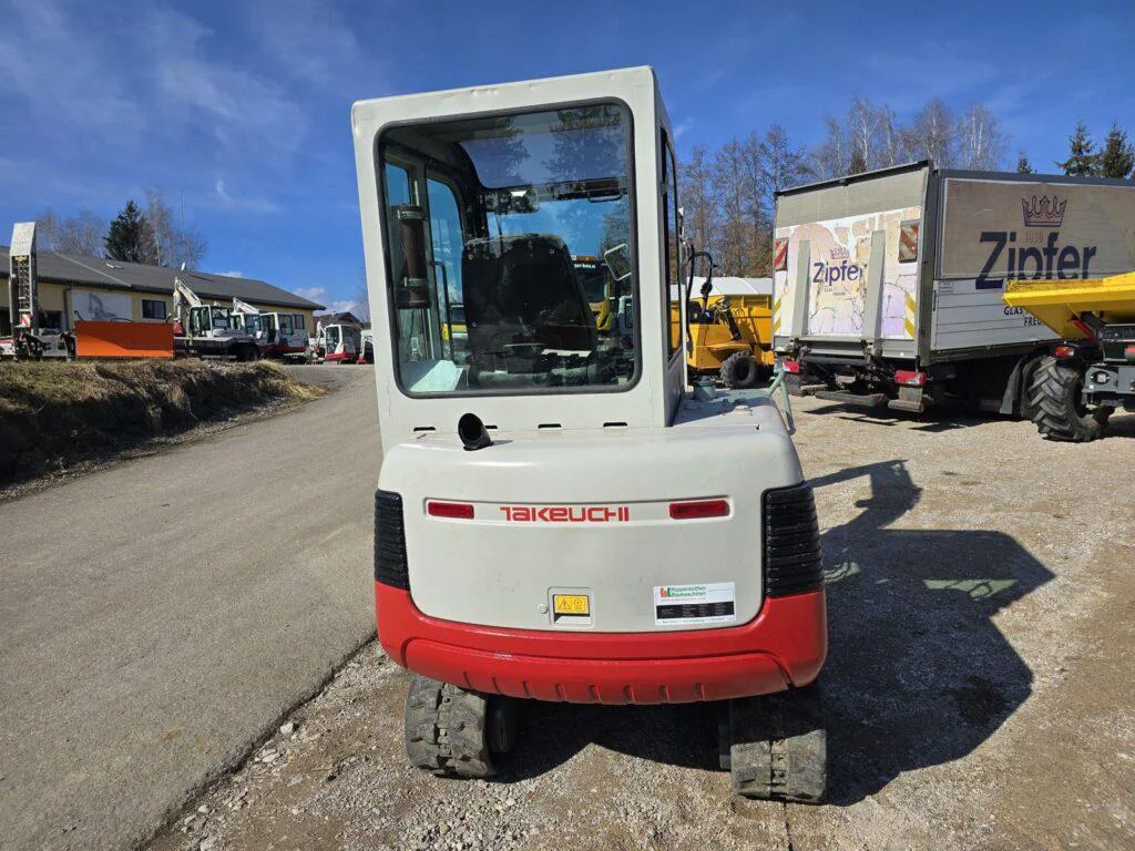 Mini-pelle Takeuchi TB125 (2000) – 3 Godets inclus – Image 5