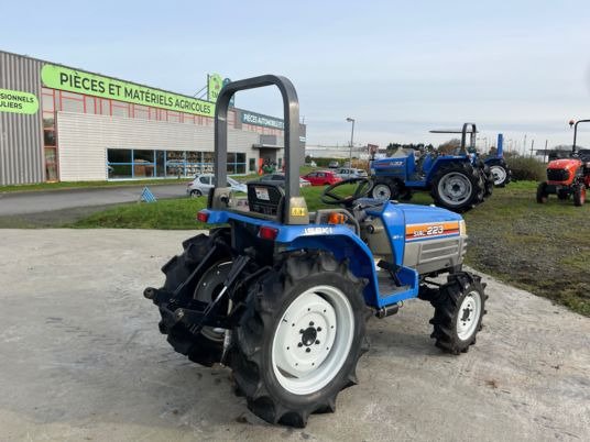 Micro-tracteur Iseki SIAL 223 – 23 CV – 4RM – Remanufacturé – Image 5