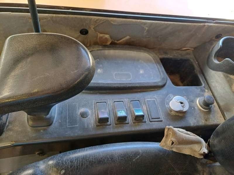 Mini-pelle Hyundai Robex 25Z-9A – Occasion – Performance & fiabilité – Image 7