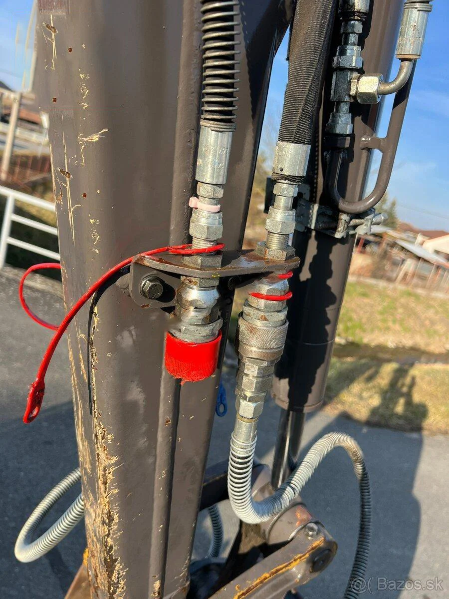 Mini-pelle Volvo ECR25D (2015) – 3 godets + godet inclinable – Image 8