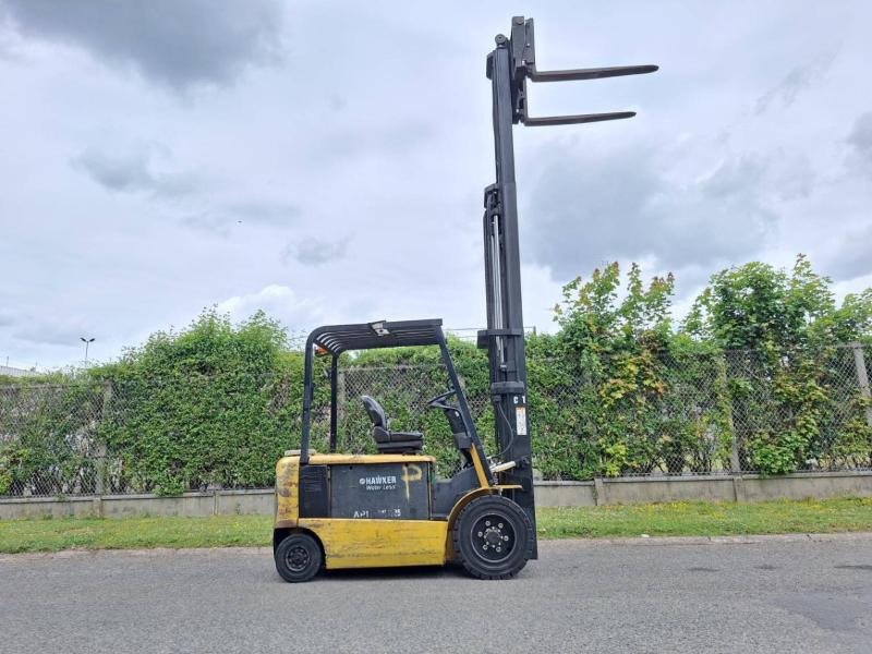 Chariot Élévateur Électrique Caterpillar EP30K – 3 Tonnes – Image 8