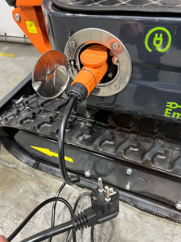 Mini-pelle électrique TD10 E-Excavator – Compacte, propre et silencieuse – Image 8