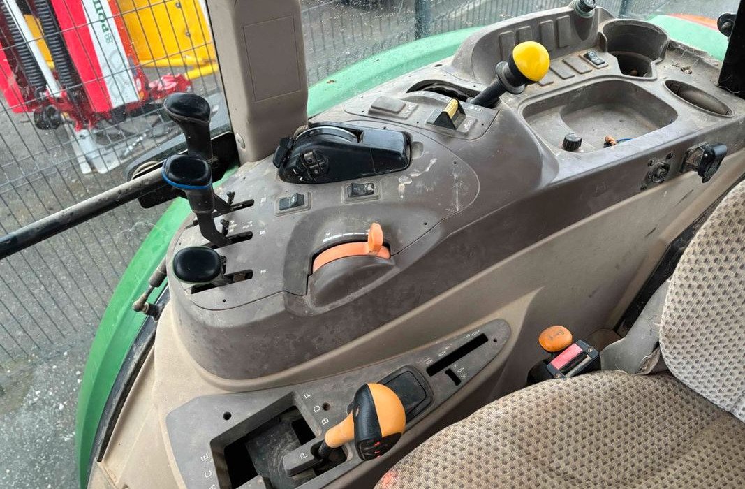 Tracteur John Deere 6090 MC – 4RM – 2016 – 90 h – Image 9