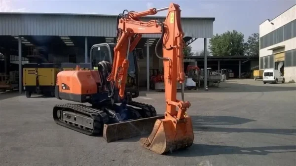 DOOSAN DX 75 + 3 GODETS 2010 Mini Pelle 7,42T