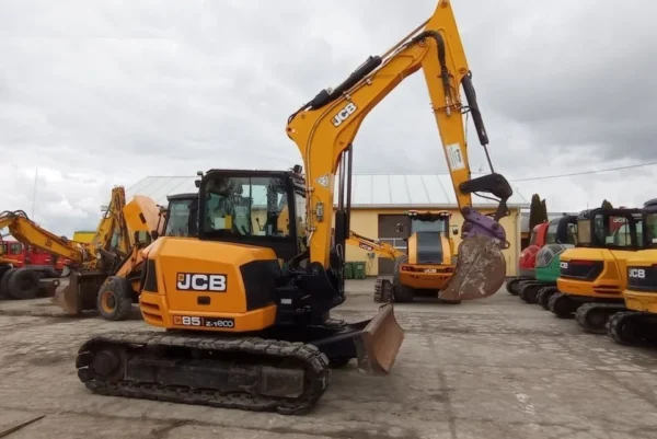 JCB 85Z-1 ECO + 3 GODETS – Mini Pelle 8,57T