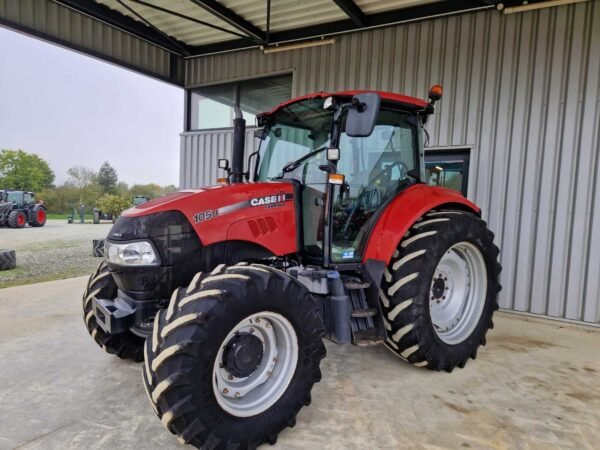 CASE IH FARMALL 105U