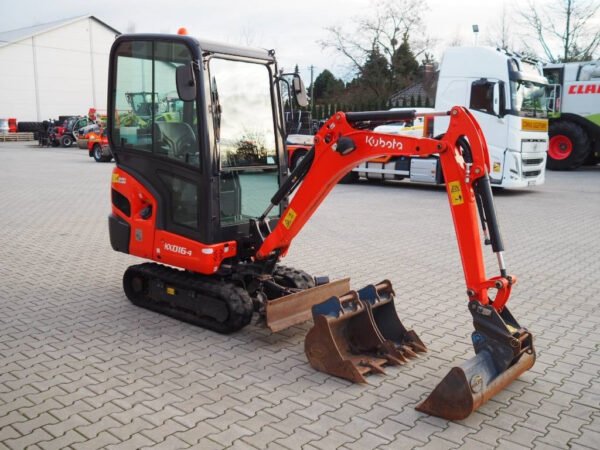 Kubota KX 016-4 + 3 GODETS – Mini Pelle 1,6T