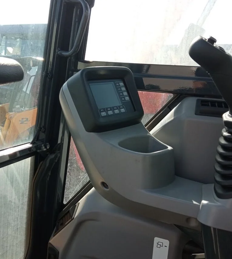 KOMATSU PC 18 MR2 + 3 GODETS – Mini Pelle 1,9T – Image 18