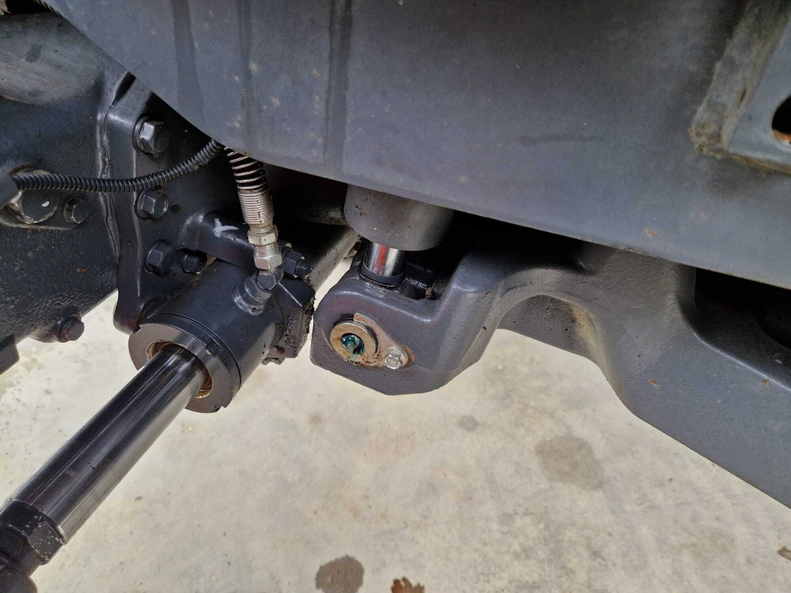 KUBOTA M105 GXS-IV – Image 9