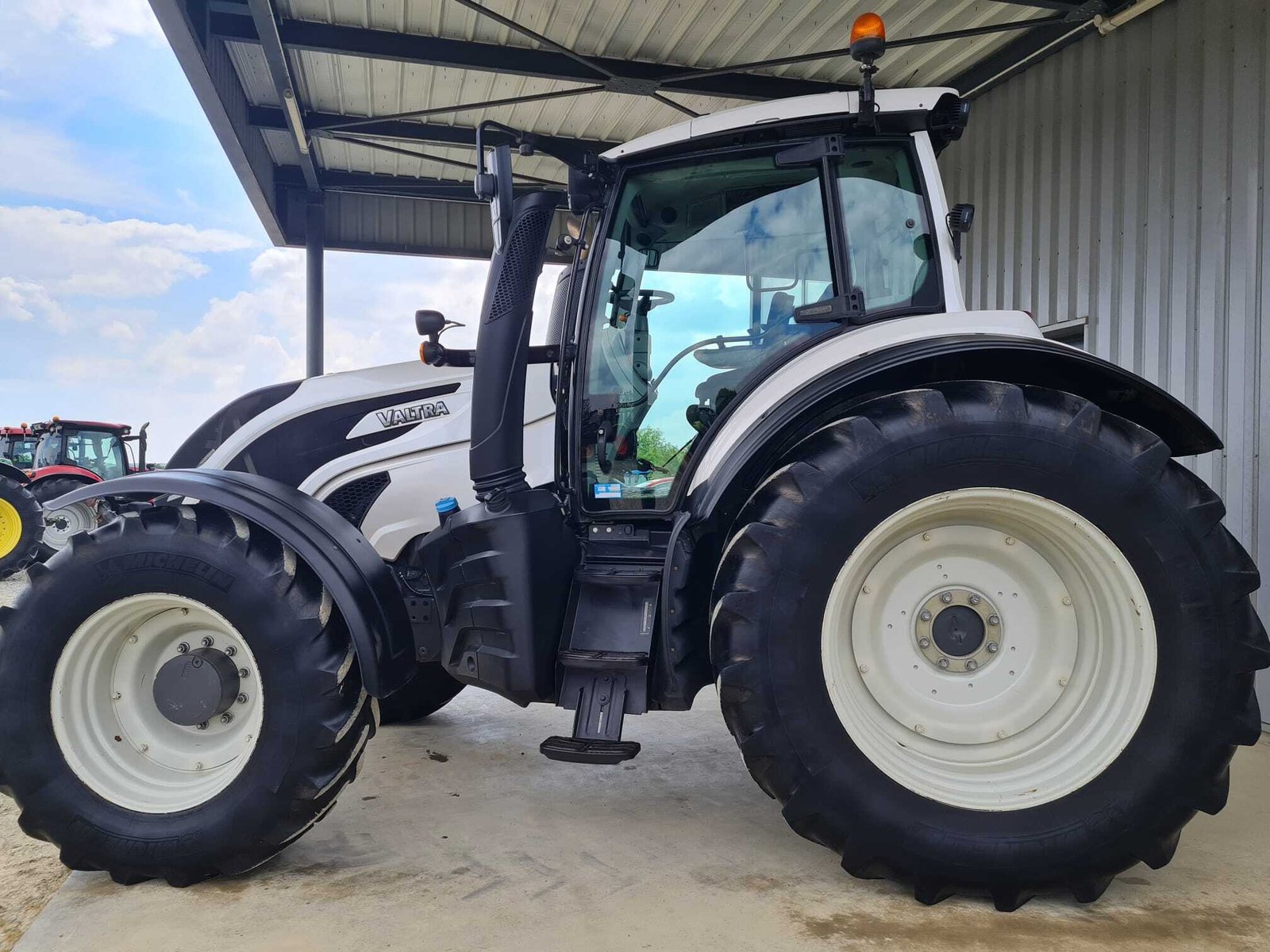 VALTRA T174 ACTIVE – Image 11