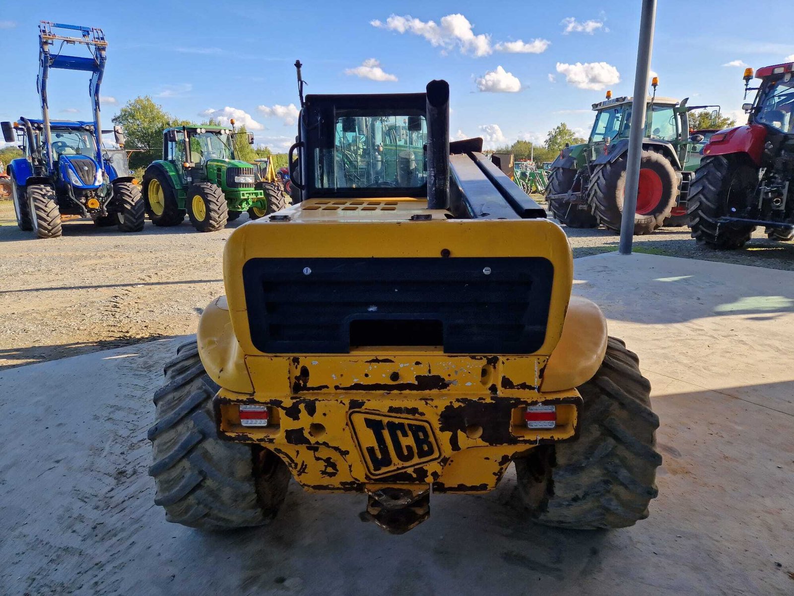 JCB 520.50 – Image 10