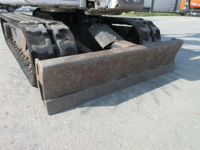 BOBCAT 320 + 3 GODETS – Mini Pelle 1.5T – Image 10