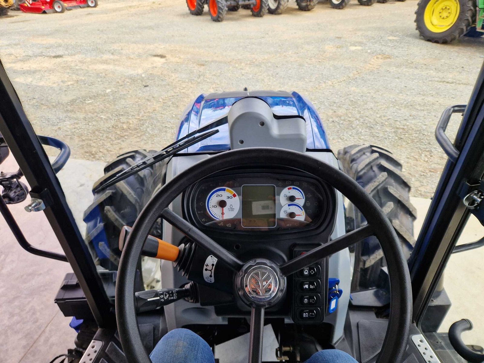 NEW HOLLANDT5.110 ELECTRO COMMAND – Image 11