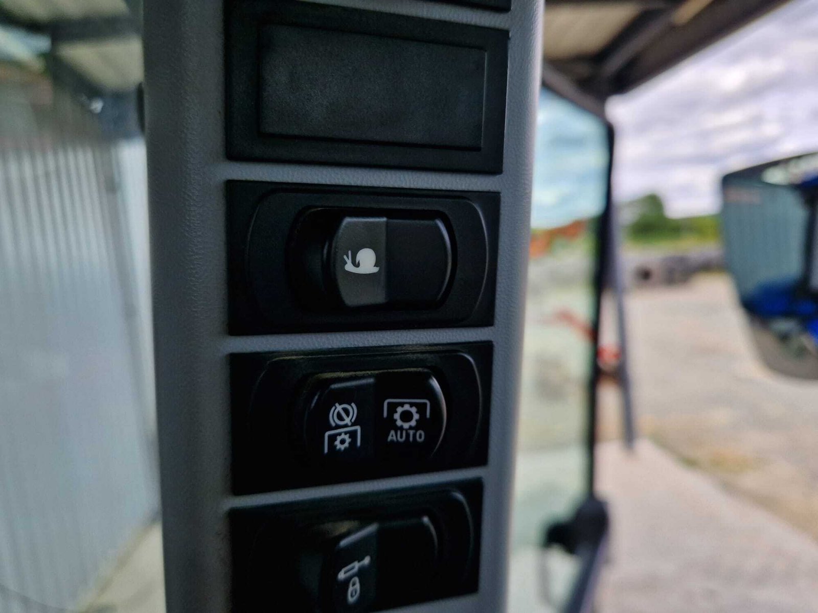 NEW HOLLANDT5.110 ELECTRO COMMAND – Image 14