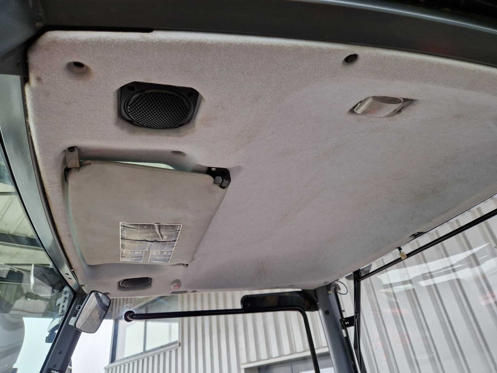 KUBOTA M105 GXS-IV – Image 14