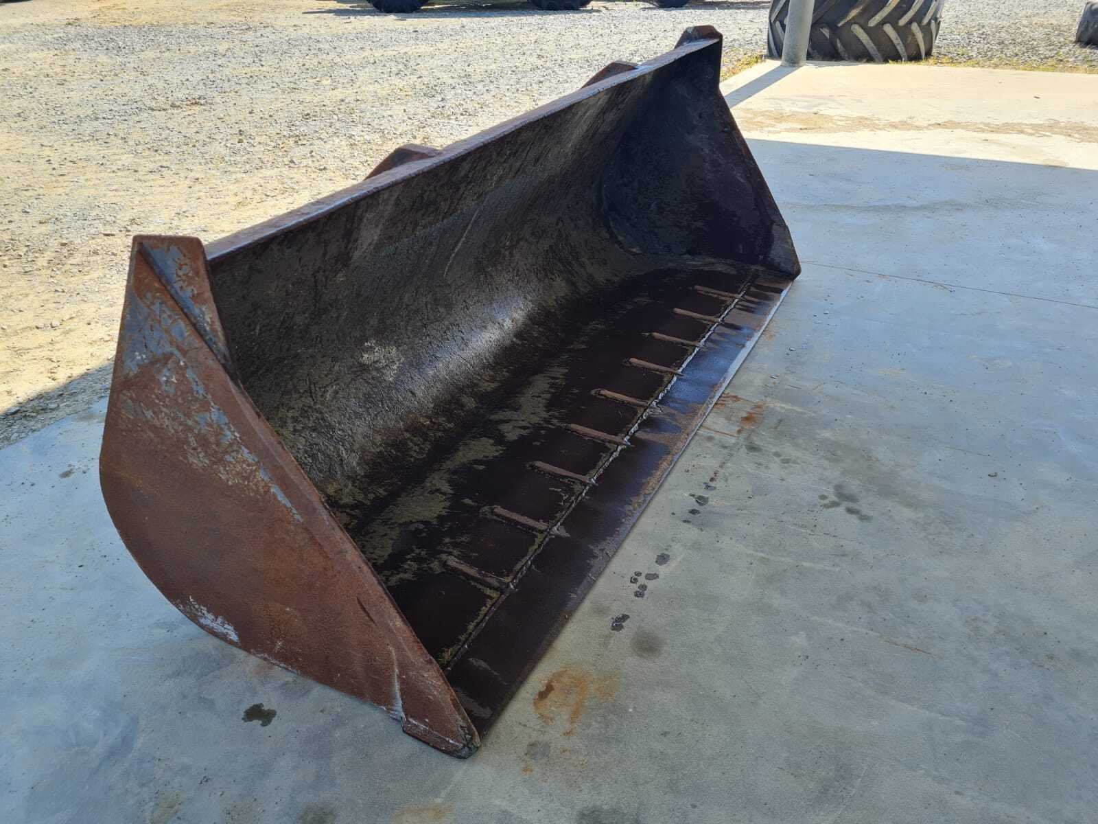 GODET VRAC ATTELAGE MERLO – Image 2