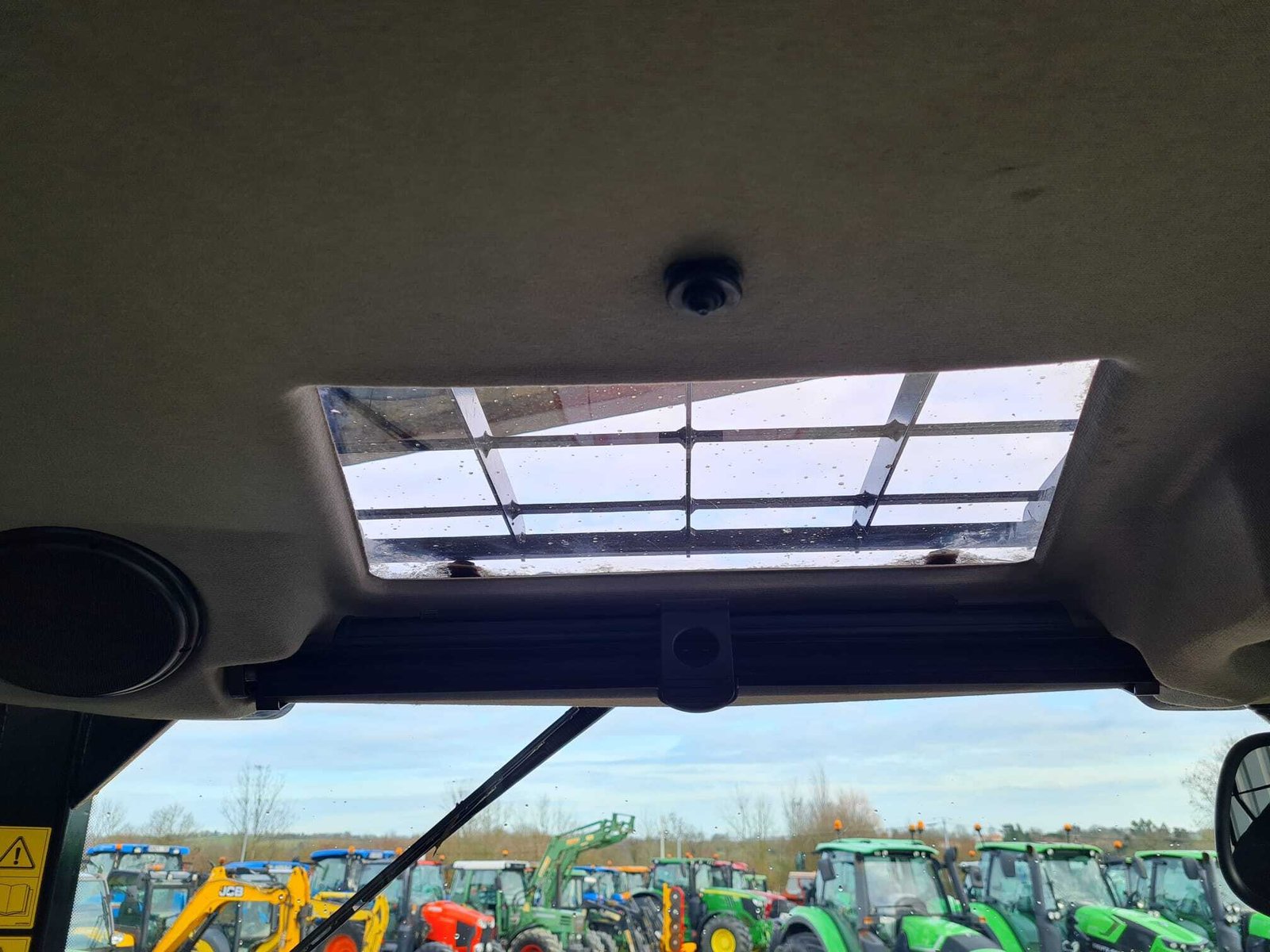 CASE IH MAXXUM 100 – Image 25