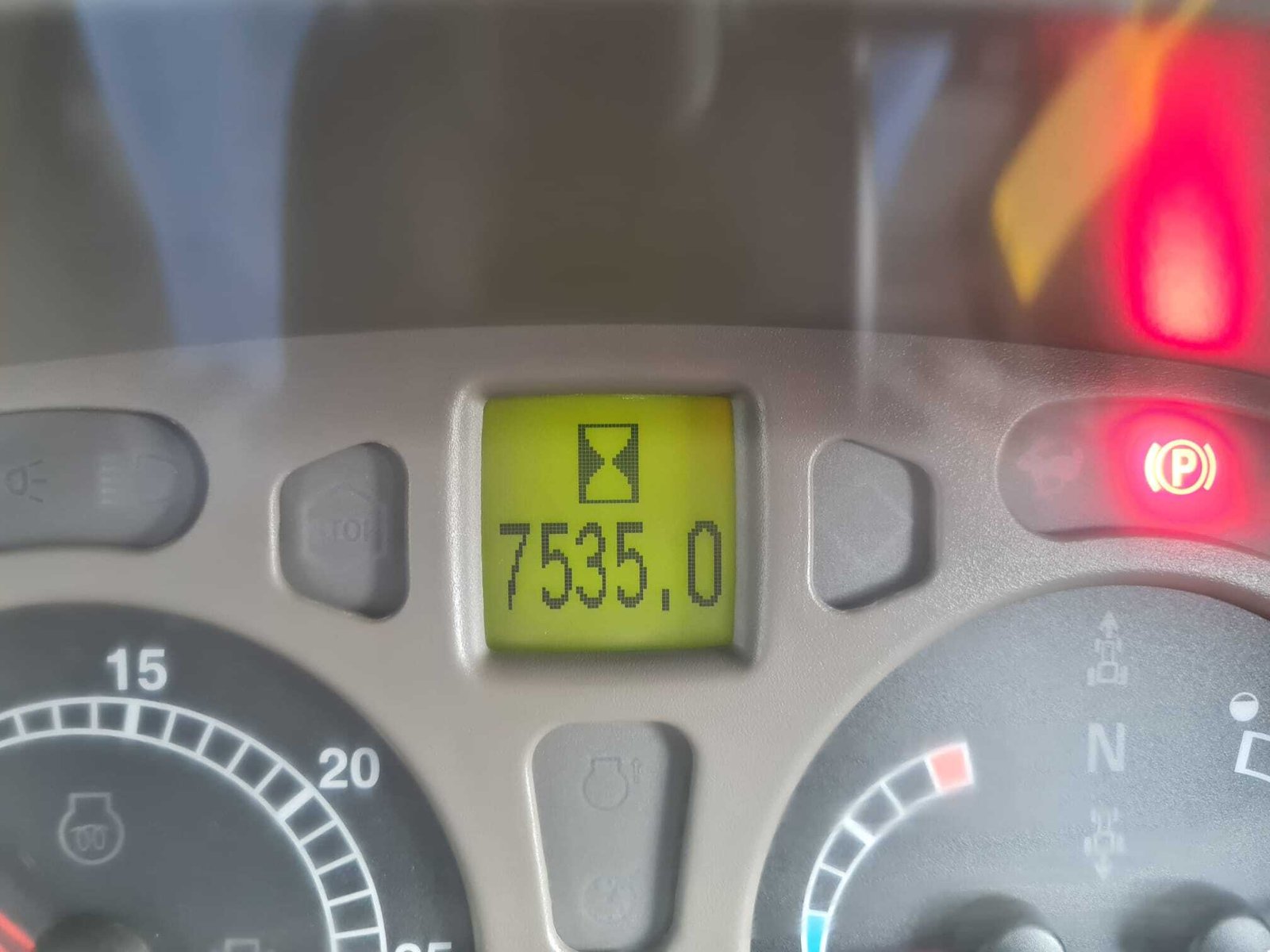 CASE IH MAXXUM 100 – Image 26