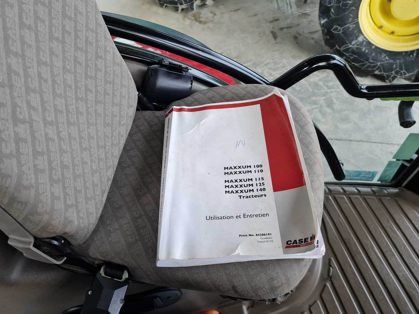 CASE IH MAXXUM 100 – Image 29