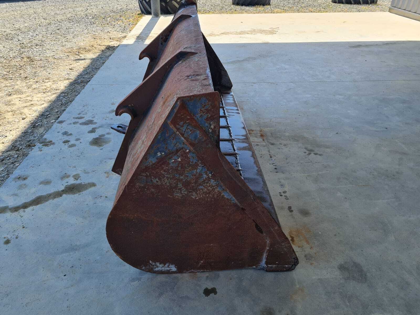 GODET VRAC ATTELAGE MERLO – Image 3