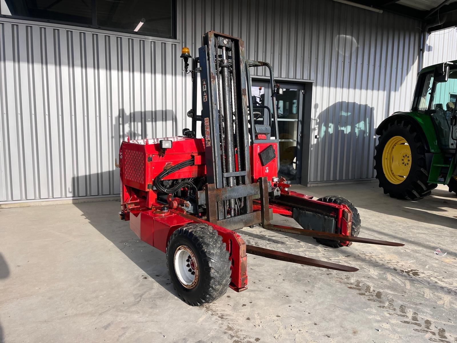 MOFFETT M5.25 – Image 3