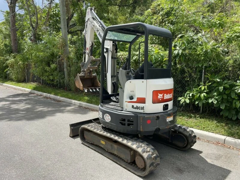 Mini-Pelle Bobcat Modèle E26 – Image 3