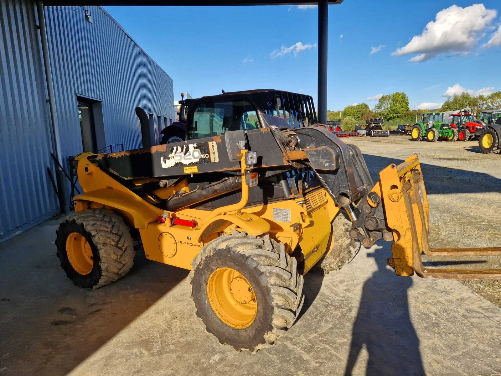 JCB 520.50 – Image 4