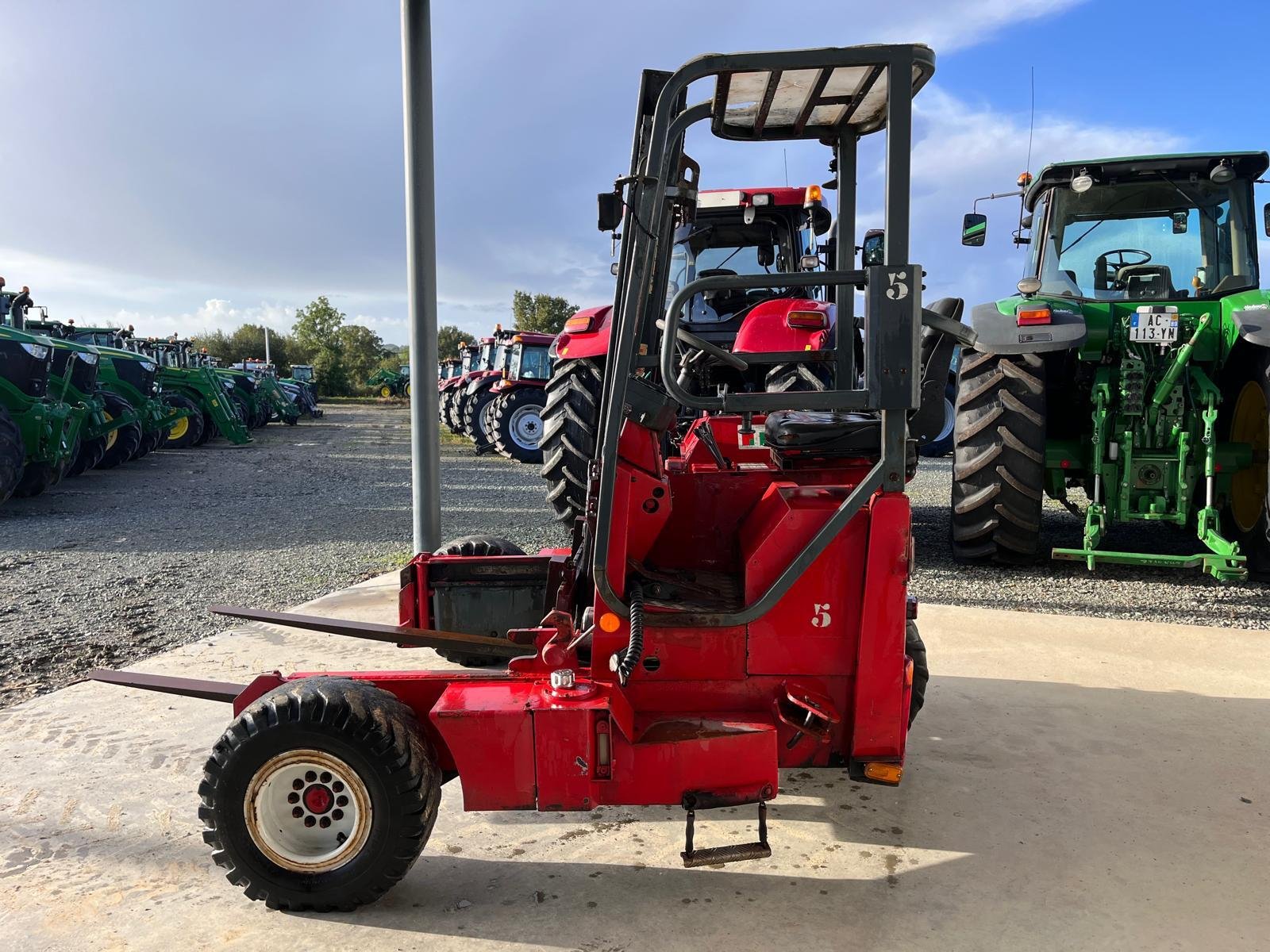 MOFFETT M5.25 – Image 5