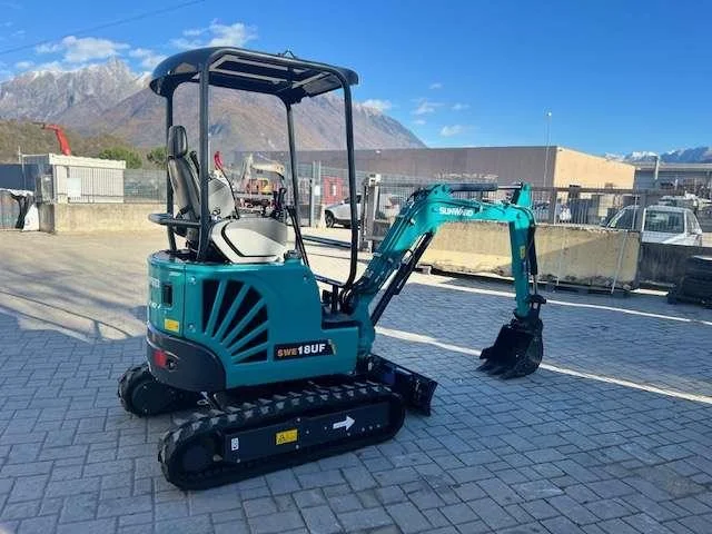 SUNWARD SWE18UF + 3 GODETS – Mini Pelle 1,8T – Image 5