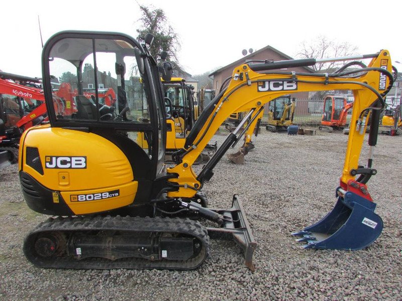 JCB 8029 CTS + 3 GODETS – Mini Pelle 2,9T – Image 5