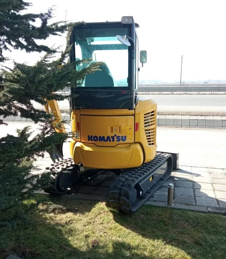 KOMATSU PC 18 MR2 + 3 GODETS – Mini Pelle 1,9T – Image 12