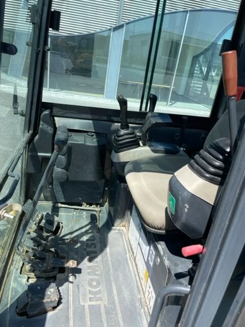 KOMATSU PC18MR-3 + 3 GODETS – Mini Pelle 1,9T – Image 8