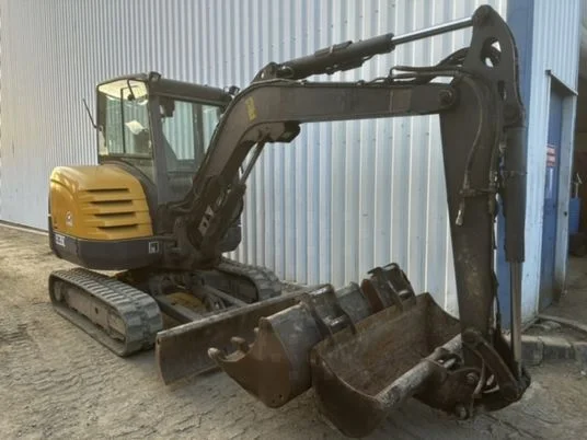 VOLVO EC35 C + 3 GODETS – Mini Pelle 3,6T – Image 8