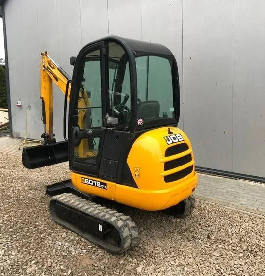 JCB 8018 CTS + 3 GODETS – Mini Pelle 1,9T – Image 9