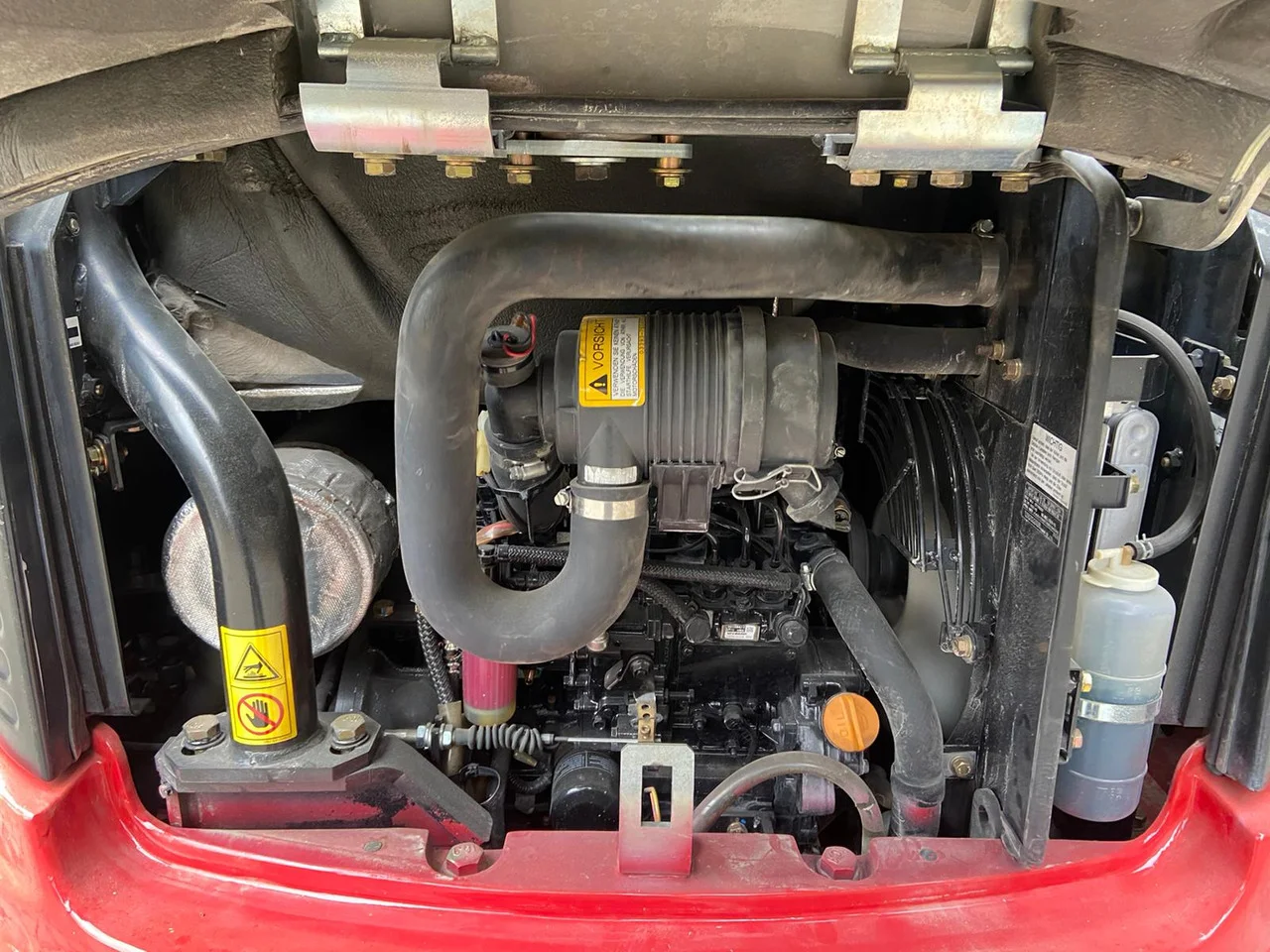 TAKEUCHI TB23R + 3 GODETS – Mini Pelle 2,5T – Image 8