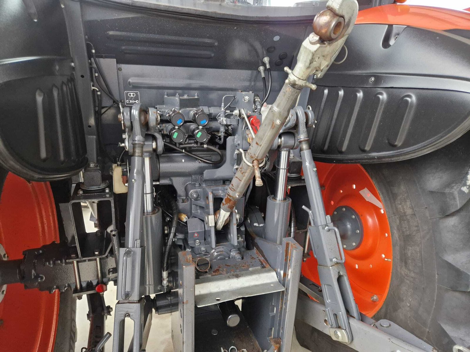 KUBOTA M105 GXS-IV – Image 8