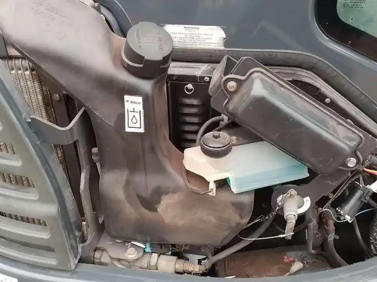 BOBCAT E26 + 3 GODETS – Mini Pelle 2,64T – Image 9