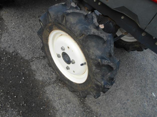 Tracteur Yanmar d'occasion de 14 chevaux – Image 9